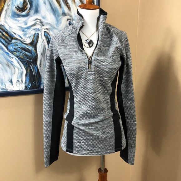 Athleta Sweaters - Athleta 3/4 Zip Quilted Long Sleeve